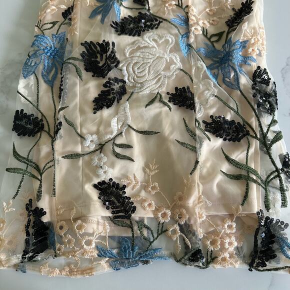 Lulus Cream Showstopper Embroidered Sequin Bodycon Midi Dress Size Small - Picture 2 of 12